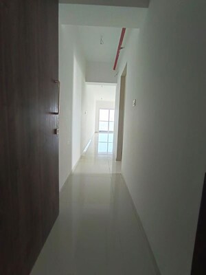 Room in 2 BHK Apartment at K Raheja Raheja Residency, Malad East – for Rent