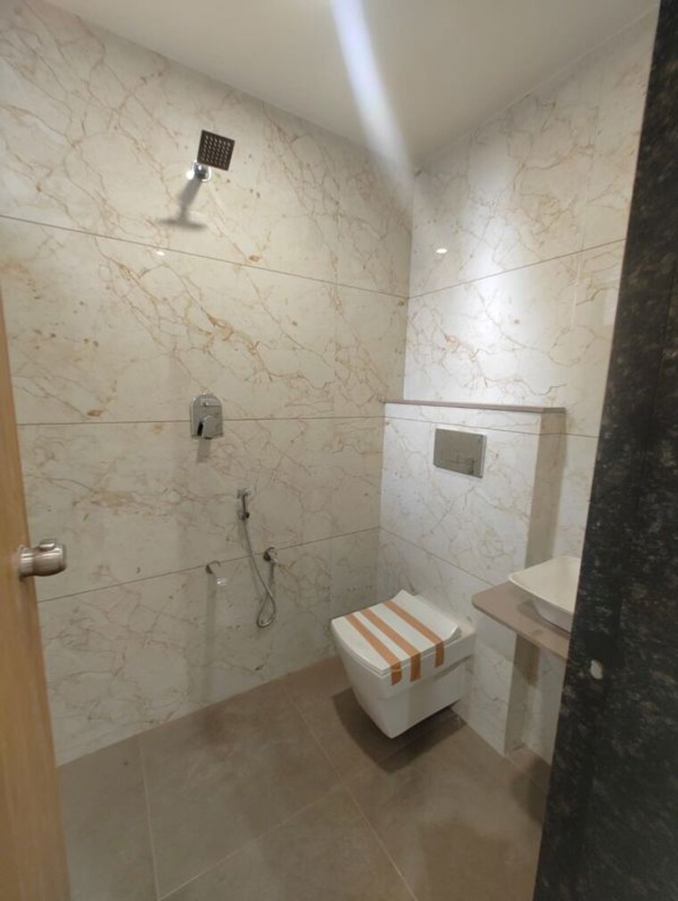 Bathroom, dream-24 3 Bedroom 890 Sq.Ft. Apartment In Kapurai Vadodara 10656377