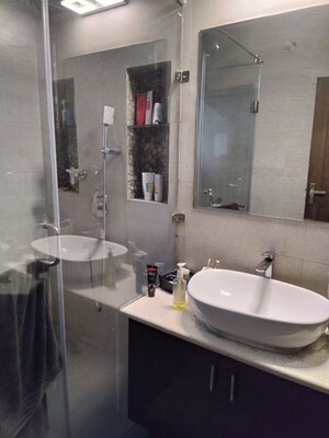 Bathroom in 1 BHK Builder Floor at Saket – for Rent