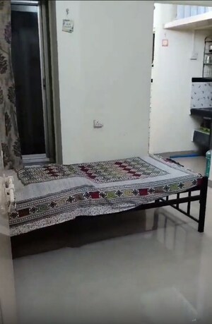  Pg For Rent in Worli