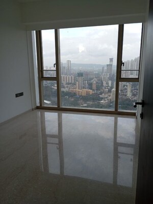Room in 3 BHK Apartment at Lodha The Park, Worli – for Rent