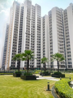 2 BHK Apartment – Exterior View View at Gaur Yamuna City 16th Park View, Gaur Yamuna City - for Sale