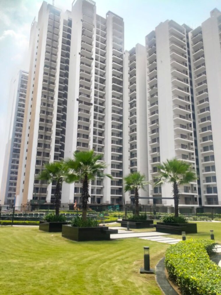 Exterior View, gaur-yamuna-city-16th-park-view 2 Bedroom 1115 Sq.Ft. Apartment In Gaur Yamuna City Greater Noida 10656428