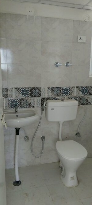 Team Area in 2 BHK Apartment at Pareena Micasa, Sector 68 – for Rent