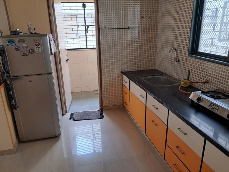 Kitchen, satellite 2 Bedroom 1100 Sq.Ft. Builder Floor In Satellite Ahmedabad 10656437