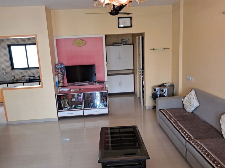 undefined, satellite 2 Bedroom 1100 Sq.Ft. Builder Floor In Satellite Ahmedabad 10656437