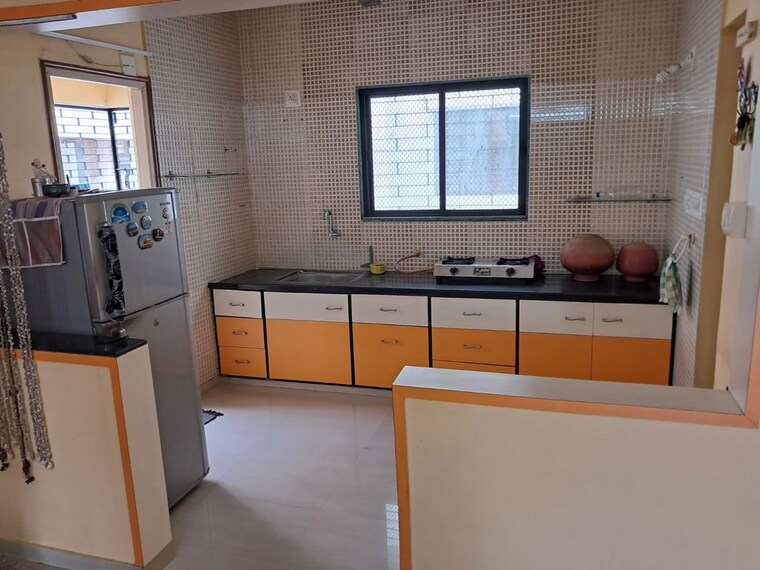 Kitchen, satellite 2 Bedroom 1100 Sq.Ft. Builder Floor In Satellite Ahmedabad 10656437