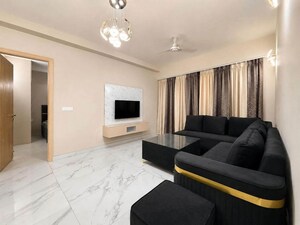 Team Area in 3.5 BHK Apartment at M3M Heights, Sector 65 – for Rent