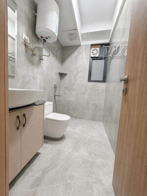 Bathroom in 3.5 BHK Apartment at M3M Heights, Sector 65 – for Rent