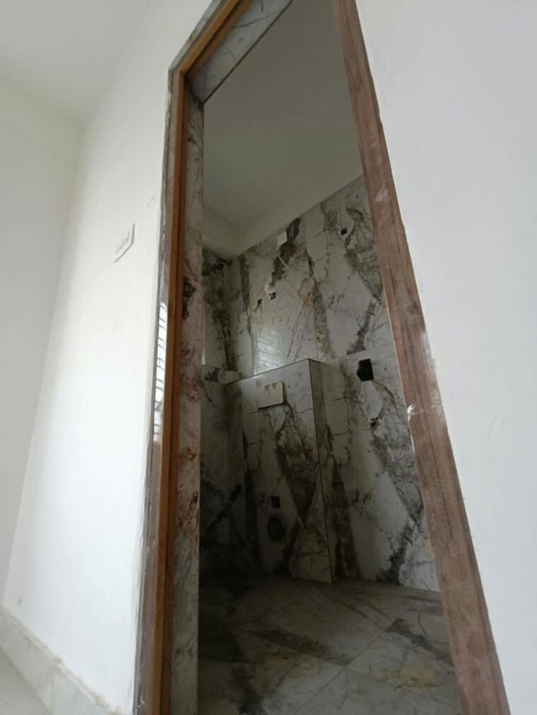 Bathroom, parsibagan 3 Bedroom 1280 Sq.Ft. Apartment In Parsibagan Kolkata 10656475