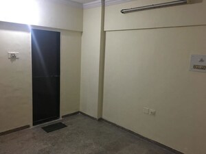 Room in 2 BHK Apartment at Velentine Tower, Goregaon East – for Rent