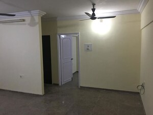 Room in 2 BHK Apartment at Velentine Tower, Goregaon East – for Rent