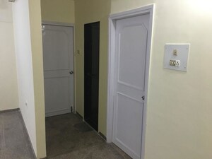 Room in 2 BHK Apartment at Velentine Tower, Goregaon East – for Rent