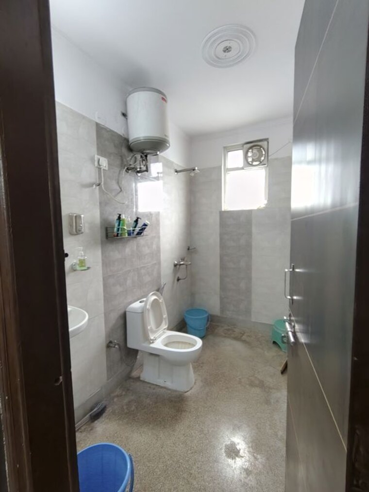 Bathroom, saket 1 Bedroom 570 Sq.Ft. Builder Floor In Saket Delhi 10656502