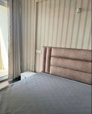 Bedroom in 2 BHK Apartment at Vip Road – for Rent