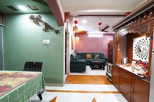 Team Area in 2 BHK Apartment at Satellite – for Sale