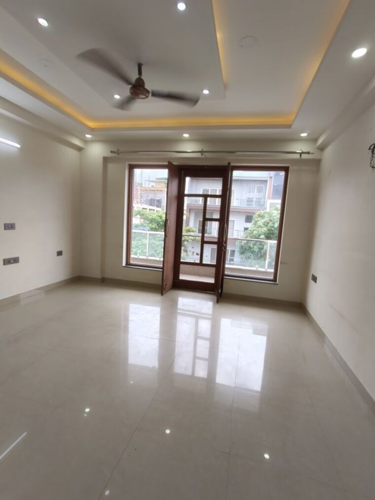 Room, sector 100 3 Bedroom 162 Sq.Mt. Independent House In Sector 100 Noida 10656525