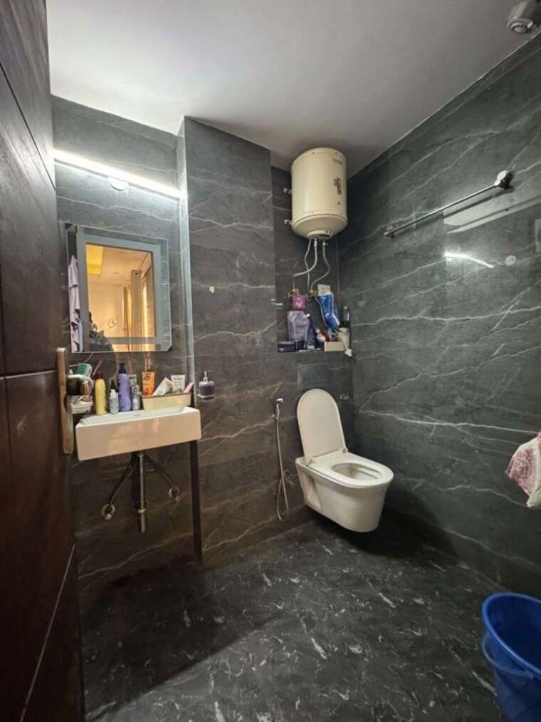 Bathroom, saket 1 Bedroom 580 Sq.Ft. Builder Floor In Saket Delhi 10656536