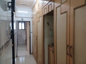 1 BHK Apartment For Rent in Malad East