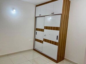 Room in 2 BHK Apartment at Prestige Finsbury Park Hyde, Bagaluru – for Sale