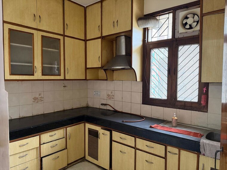 Kitchen, shubhkamna-advert-apartments 2 Bedroom 1120 Sq.Ft. Apartment In Sector 50 Noida 10656558