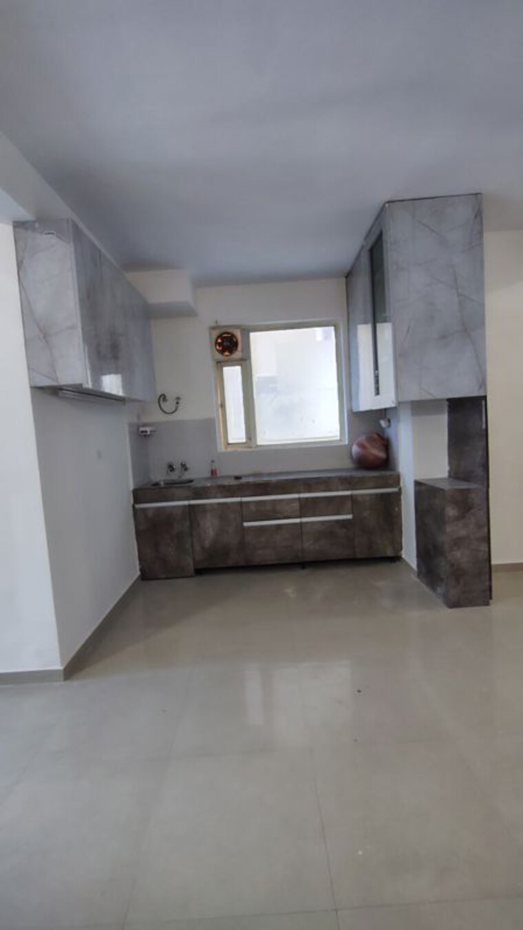 Bathroom, pyramid-midtown 2 Bedroom 678 Sq.Ft. Apartment In Sector 59 Gurgaon 10656579