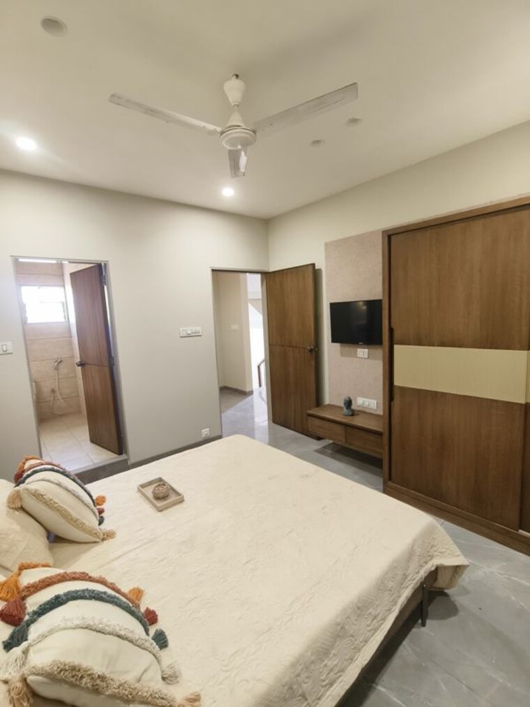 Bedroom, aarya-euphoria 3 Bedroom 1550 Sq.Ft. Villa In Dabhoi Road Vadodara 10656581