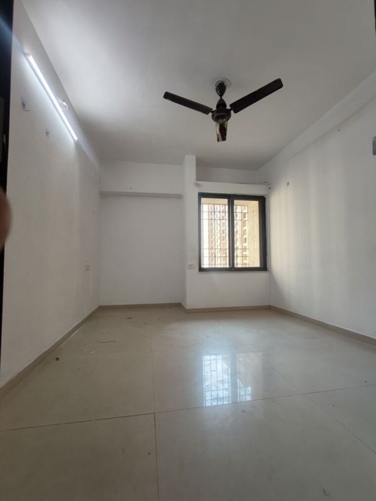 Bedroom, dosti-vihar 3 Bedroom 1200 Sq.Ft. Apartment In Samata Nagar Thane 10656623