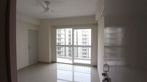 Room in 2 BHK Apartment at Conscient Habitat 102, Sector 102 – for Rent