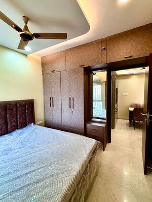 Room in 2 BHK Apartment at Piramal Vaikunth Vraj, Balkum Pada – for Rent