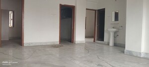 Room in 3 BHK Apartment at Bhowanipore – for Rent