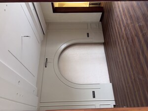 Room in 5 BHK Independent House at Aerocity – for Sale