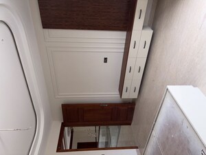 Room in 5 BHK Independent House at Aerocity – for Sale