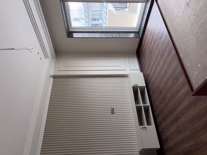 Room in 5 BHK Independent House at Aerocity – for Sale