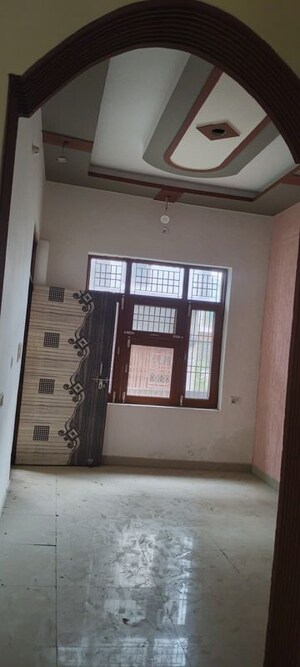 Room in 2.5 BHK Independent House at Amehra Adipur – for Sale
