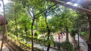 3 BHK Builder Floor – Garden View at Rajouri Garden - for Rent