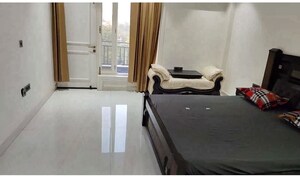 Bathroom in 5 BHK Builder Floor at Elegant Floors, Green Fields Colony – for Rent