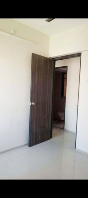Room in 2 BHK Apartment at Vinay Unique Imperia, Virar West – for Rent