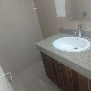 Bathroom in 2.5 BHK Apartment at Emaar Emerald Estate, Sector 65 – for Rent