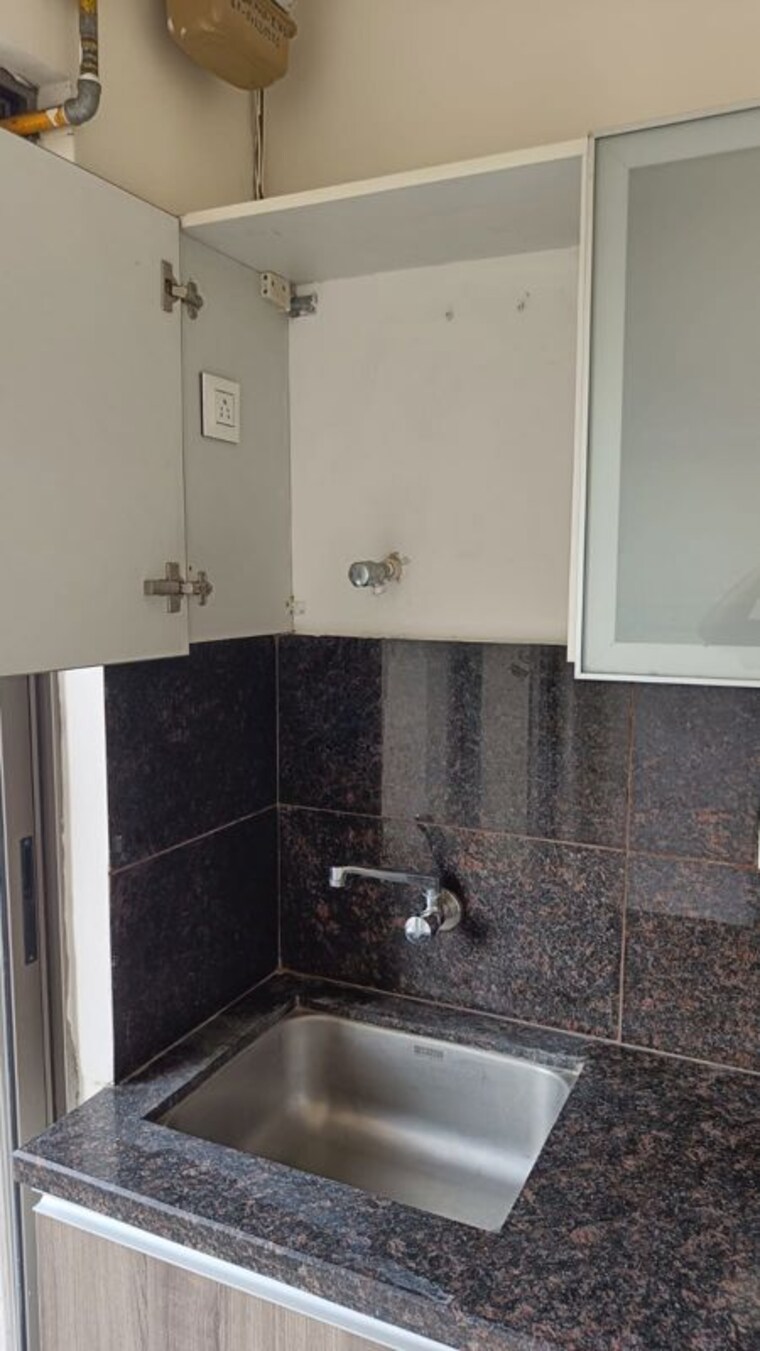 Bathroom, konark-krish-2 2 Bedroom 875 Sq.Ft. Apartment In Keshav Nagar Pune 10656807