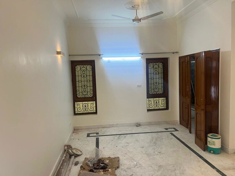 Living Room, sector 40 3 Bedroom 2500 Sq.Ft. Villa In Sector 40 Noida 10656814