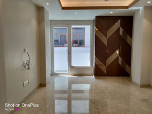 Staircase in 3 BHK Builder Floor at Sushant Lok I – for Rent