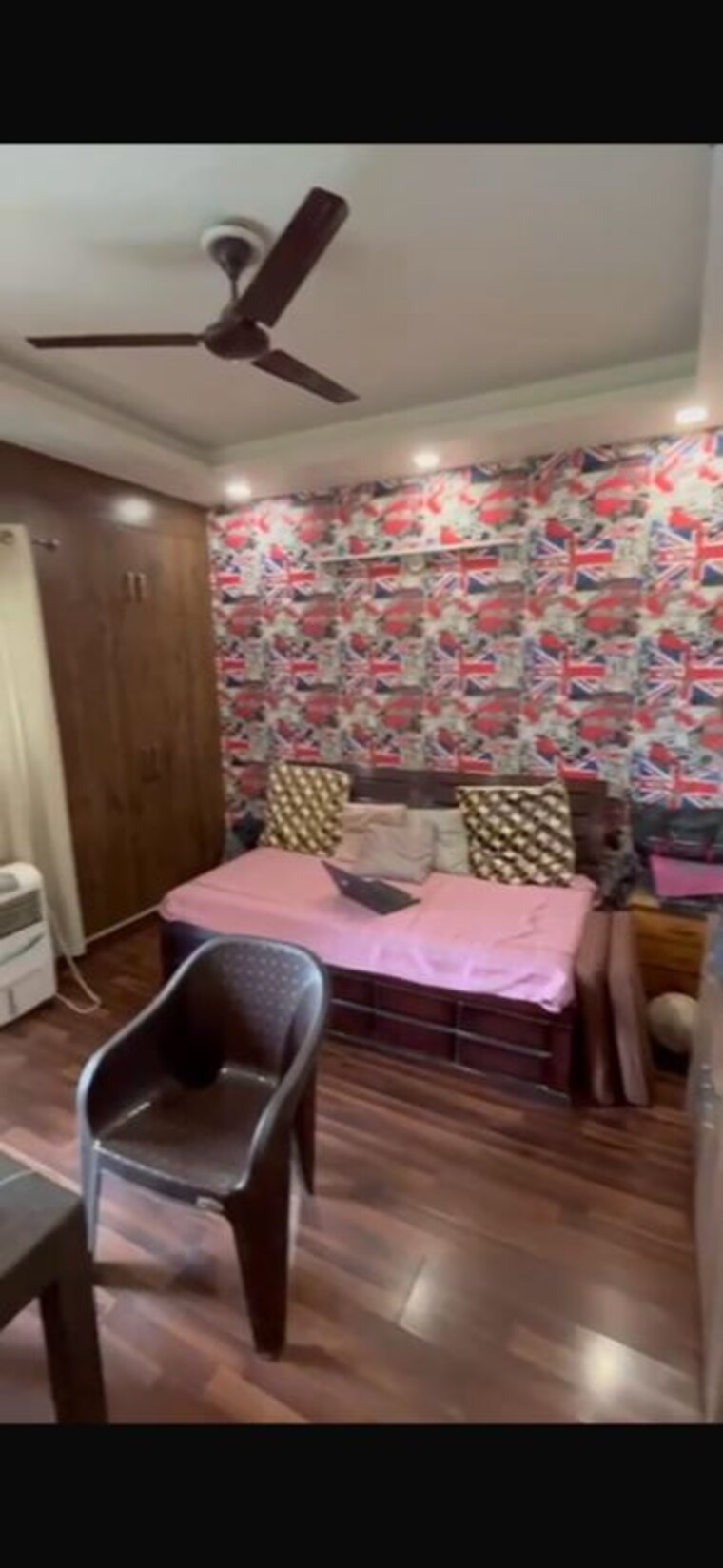Living Room, paras-tierea 3 Bedroom 1565 Sq.Ft. Apartment In Sector 137 Noida 10656827