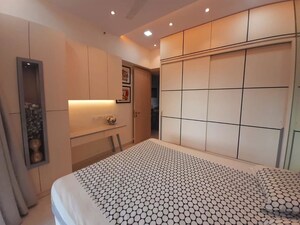Bedroom in 4 BHK Apartment at Rajesh White City, Kandivali East – for Rent