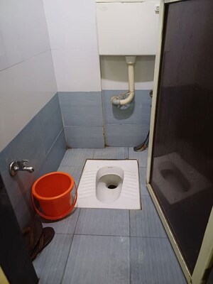 Bathroom in 1 BHK Apartment at Shakti Dham Apartments, Ghansoli – for Rent