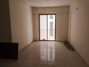 Room in  Apartment at Bhayli – for Sale
