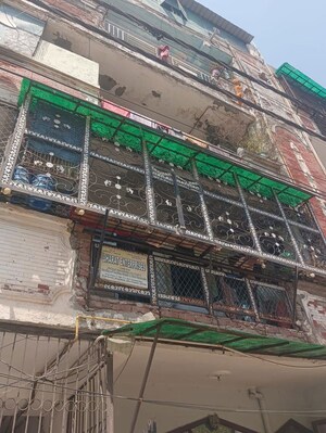  Apartment For Sale in Shalimar Garden