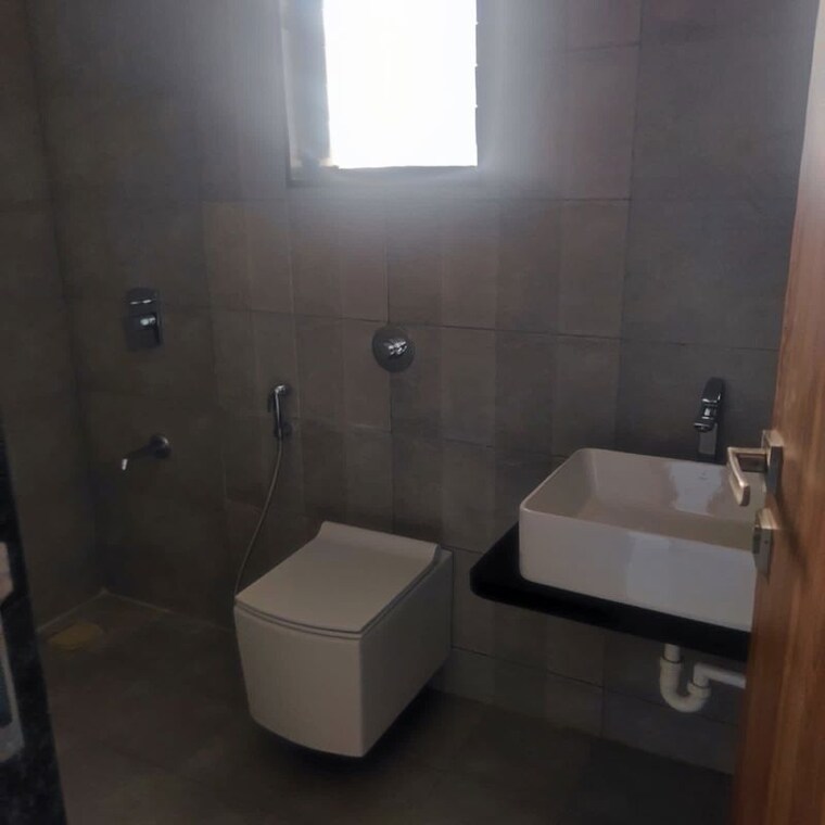 Bathroom, kohinoor-shangrila 3 Bedroom 1074 Sq.Ft. Apartment In Pimpri Pune 10656904