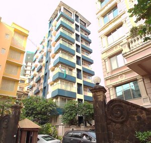  Apartment For Sale in Bandra West