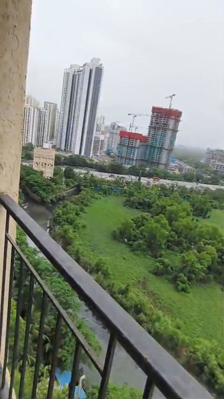 Balcony, rustomjee-urbania-azziano 2 Bedroom 865 Sq.Ft. Apartment In Thane West Thane 10656929
